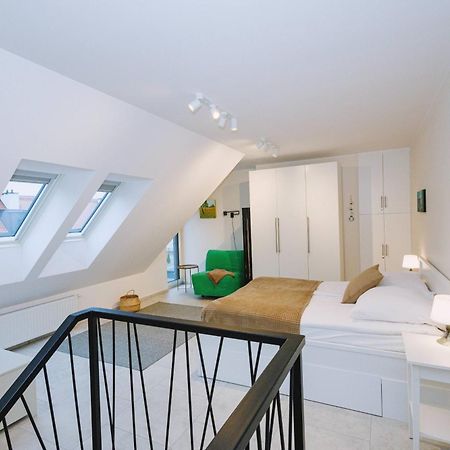 Jasne I Nowoczesne Apartamenty Sun Seasons 24 Blisko Plazy By Noclegi Renters Нехоже Экстерьер фото